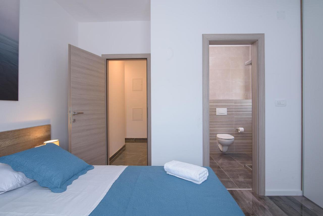 סגט ווראנייצה Villa Barbara & Zoran With Heated Swimming Pool מראה חיצוני תמונה