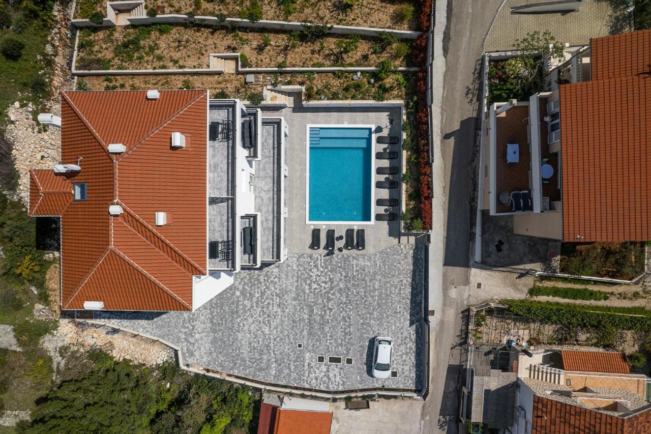 סגט ווראנייצה Villa Barbara & Zoran With Heated Swimming Pool מראה חיצוני תמונה