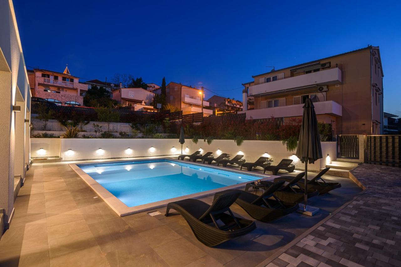 סגט ווראנייצה Villa Barbara & Zoran With Heated Swimming Pool מראה חיצוני תמונה