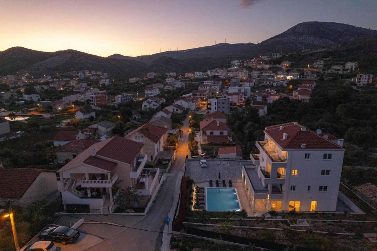 סגט ווראנייצה Villa Barbara & Zoran With Heated Swimming Pool מראה חיצוני תמונה