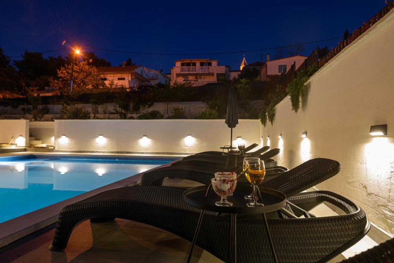 סגט ווראנייצה Villa Barbara & Zoran With Heated Swimming Pool מראה חיצוני תמונה